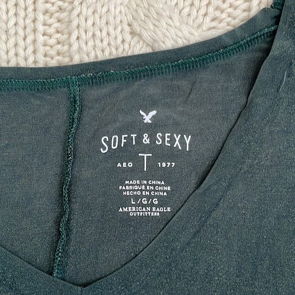 ⚡️3 for $20⚡️ American Eagle Soft & Sexy Washed Out T-Shirt - Picture 2 of 8